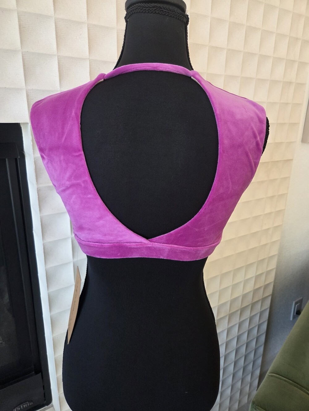 New Niyama Sol $58 MSRP Velour Knotty Sports Bra Magenta Pink NWT Small / Medium - Picture 6 of 7